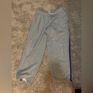 baggy sweat pants